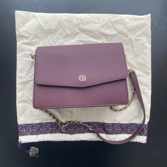 Tory Burch Handbags - Tory Burch Robinson Shoulder Bag Burgundy